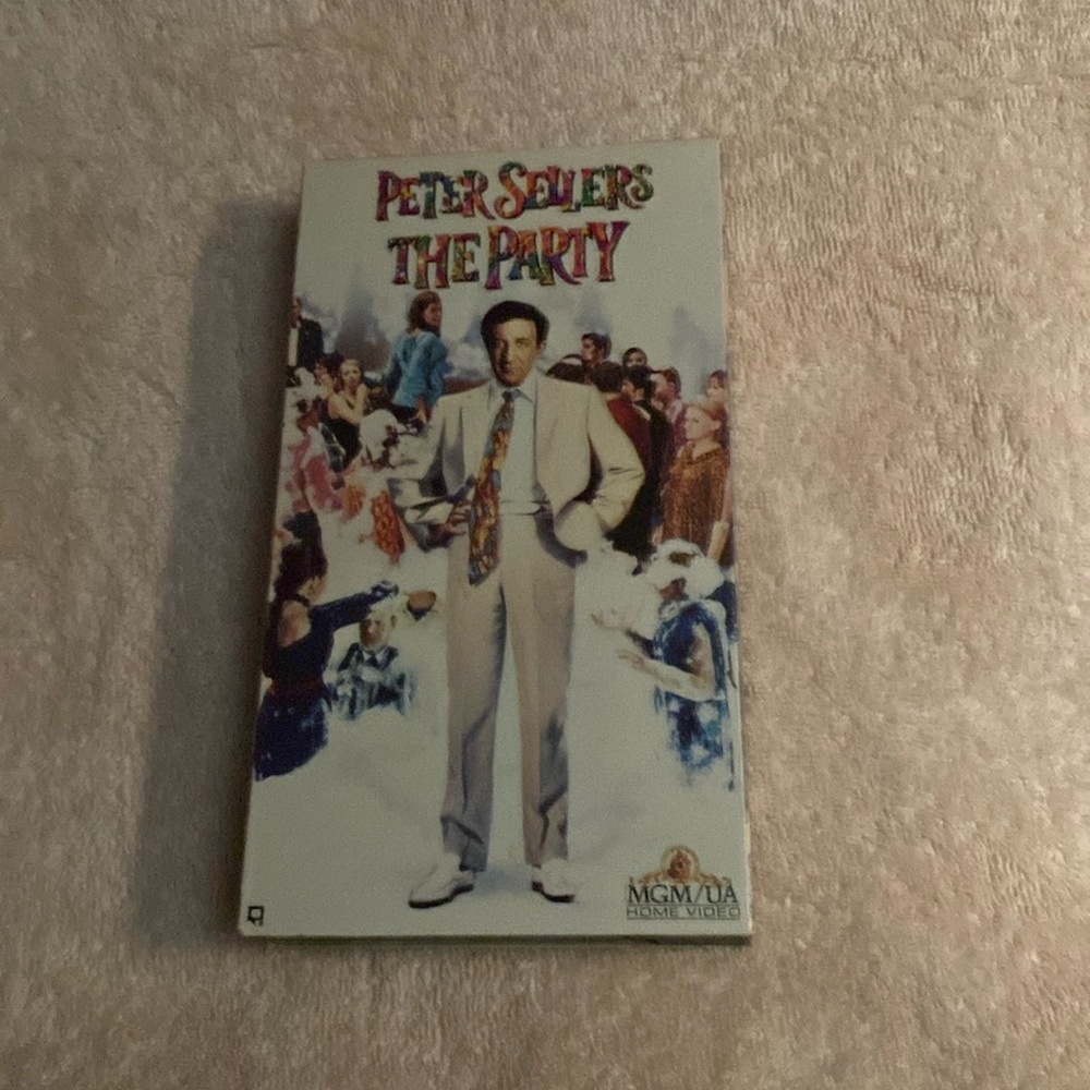The Party (VHS, 1990, Vintage Classics) Peter Sellers